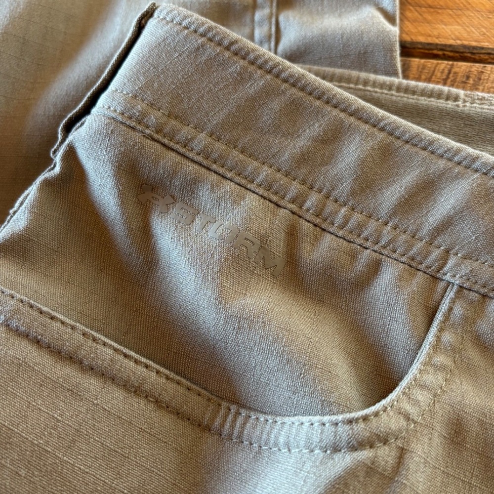 Under Armour Mens‎ UA Storm Straight Leg Khaki Tan Pants Stretch Size 40x34 - Picture 3 of 9